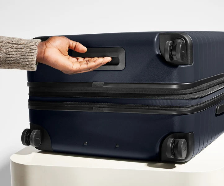 Check-In The Large Flex in Navy Blue Luggage