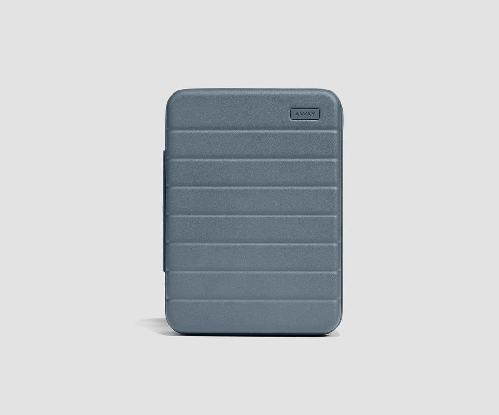 Medium Tech Case in Coast Blue